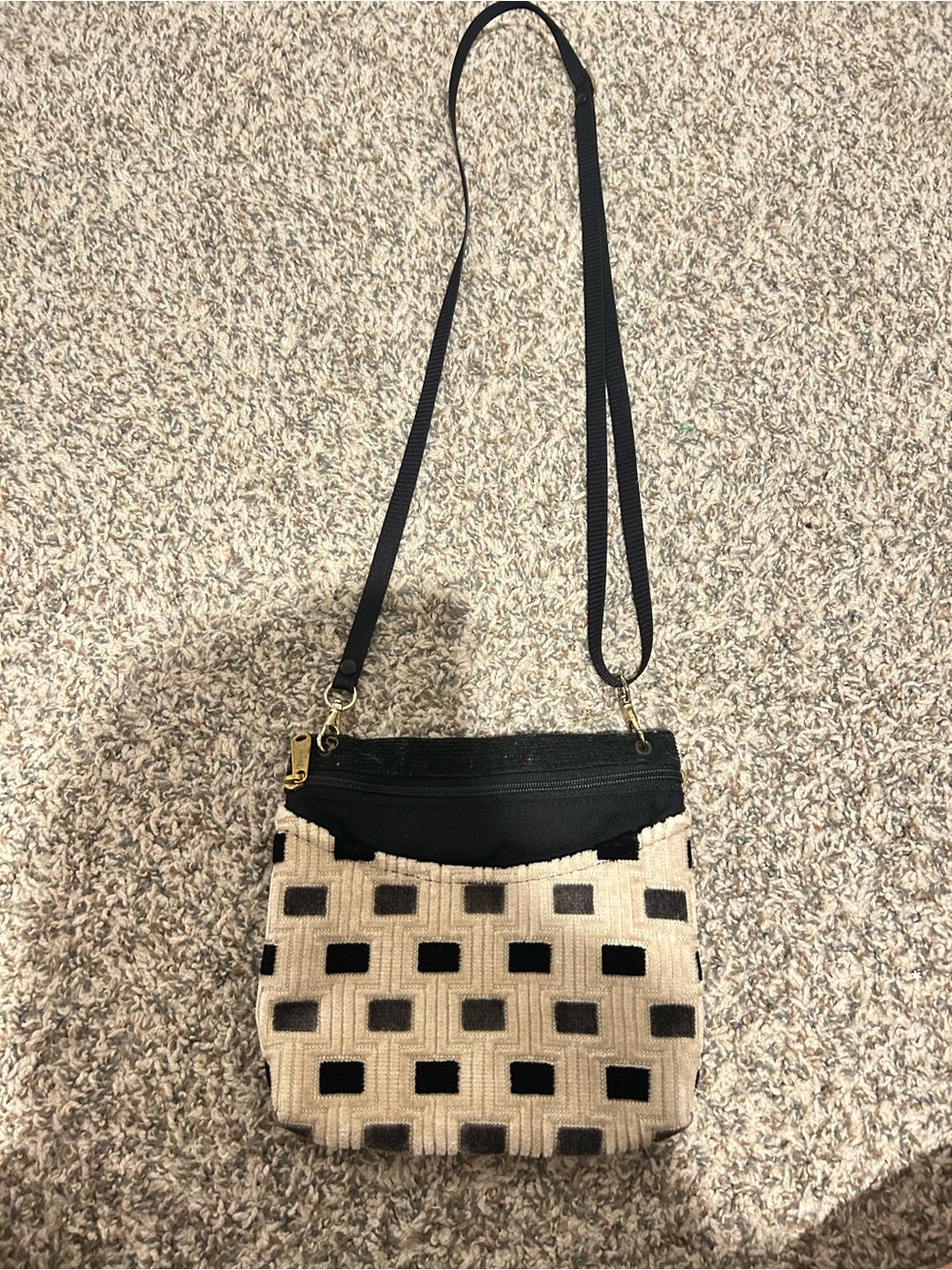 Women’s Oof White and Black Crossbody Bag - Textured Square Pattern